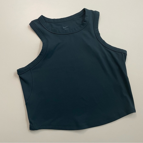 Nike One Tank Top Cropped High Neck Dri Fit Fitted Workout Exercise Lounge Green - Picture 1 of 4